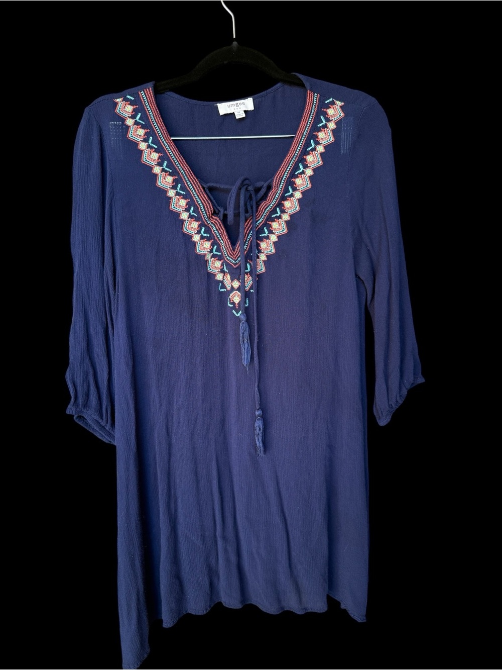 Umgee Navy Embroidered V-Neck Peasant Top Size Medium - Picture 2 of 7